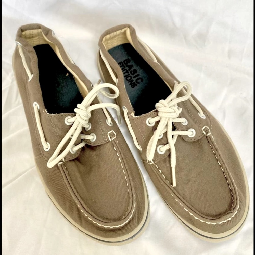 Basic editions canvas Boat Shoes deck shoes y2k mens size 7 1/2 7.5 brown grey